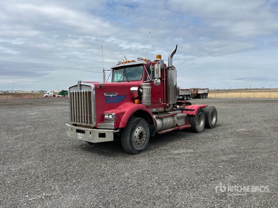 1999 Kenworth T800 6x4 تراكتور شاحنة نهارية (ثنائية المحور)