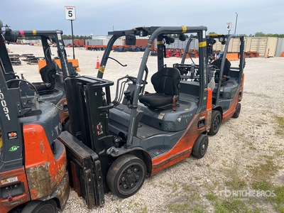 2015 Toyota 8FGCU20 4000 lb Cushion Tire Chariot Élévateur