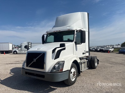 2016 Volvo VNL 4x2 S/A Day Cab Truck Tractor