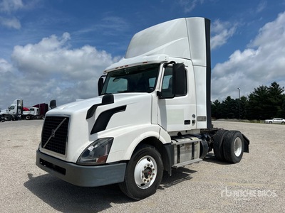 2016 Volvo VNL 4x2 S/A Day Cab Truck Tractor