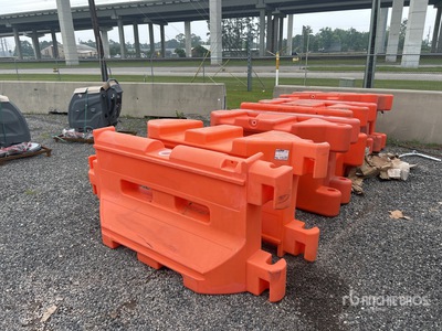 Quantity of (10) 36 in Water Fill Barrier