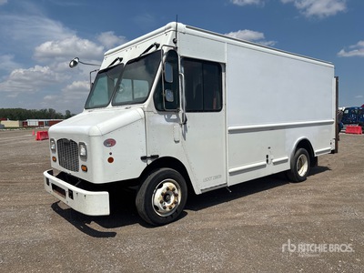 2019 Freightliner MT45 4x2 Samochód dostawczy