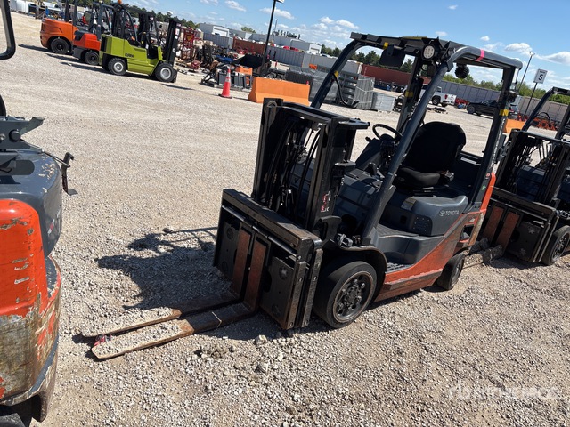 2015 Toyota 8FGCU20 4000 lb Cushion Tire Forklift (Inoperable)