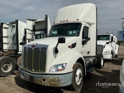2017 Peterbilt 579 4x2 Ciągnik siodłowy z kabiną dzienną S/A