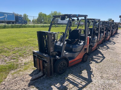 2015 Toyota 8FGCU20 4000 lb Cushion Tire Forklift