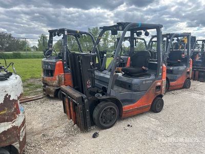 2015 Toyota 8FGCU20 4000 lb Cushion Tire Forklift