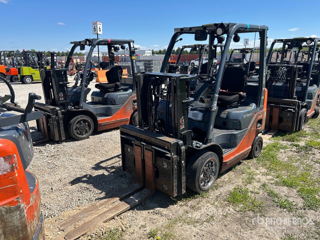 2015 Toyota 8FGCU20 4000 lb Cushion Tire Forklift