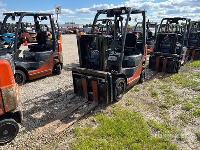 2015 Toyota 8FGCU20 4000 lb Cushion Tire Forklift