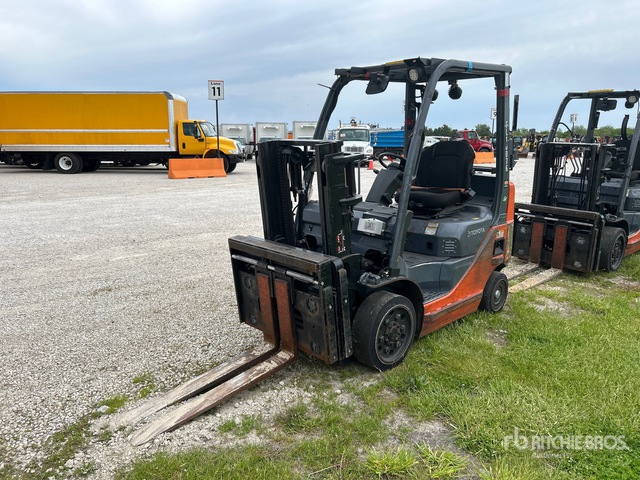 2015 Toyota 8FGCU20 4000 lb Cushion Tire Forklift