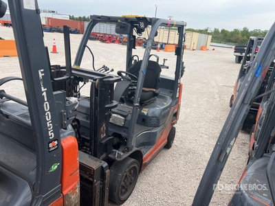 2015 Toyota 8FGCU20 4000 lb Cushion Tire Forklift