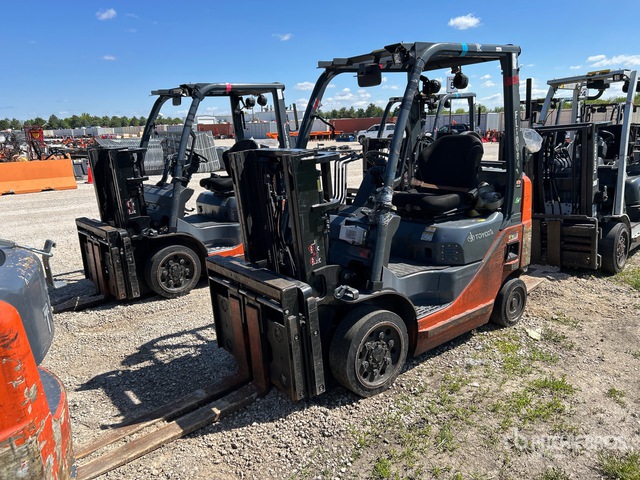 2015 Toyota 8FGCU20 4000 lb Cushion Tire Forklift