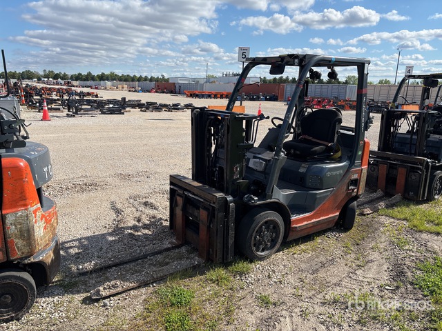 2015 Toyota 8FGCU20 4000 lb Cushion Tire Forklift