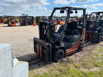 2015 Toyota 8FGCU20 4000 lb Cushion Tire Forklift