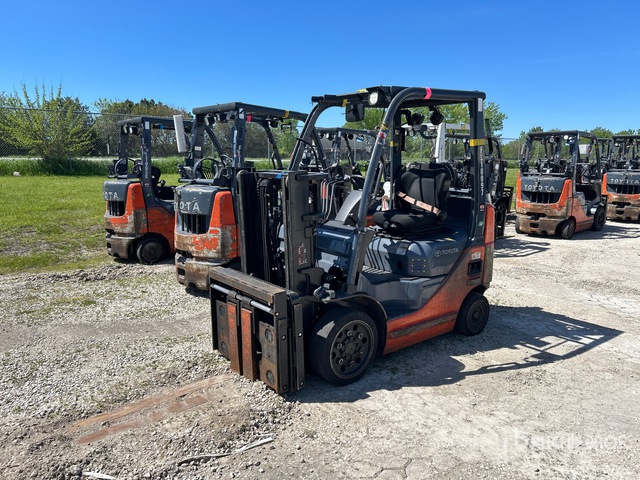 2015 Toyota 8FGCU20 4000 lb Cushion Tire Forklift