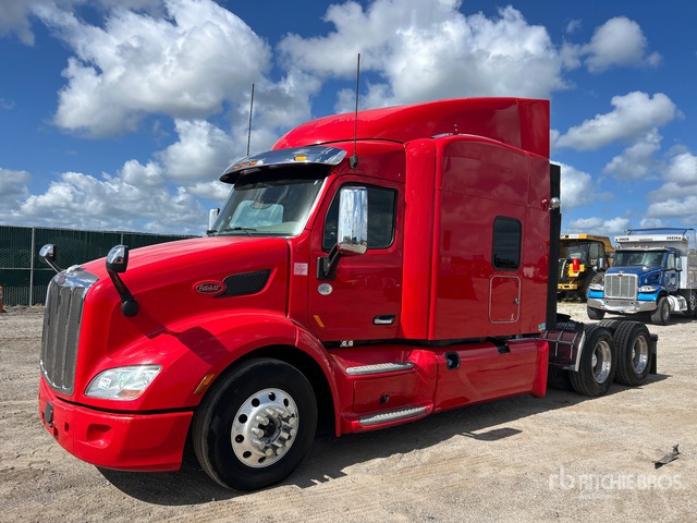 2019 Peterbilt 579 6x4 T/A Sleeper Truck Tractor
