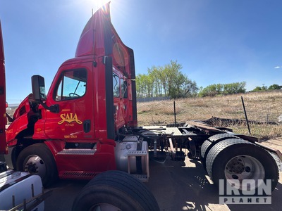 2017 Freightliner Cascadia 4x2 Cabeza Tractora Cabina Corta