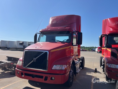 2016 Volvo VNM 4x2 S/A Day Cab Truck Tractor