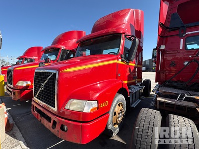 2015 Volvo VNM42T 4x2 S/A Day Cab Truck Tractor (Inoperable)