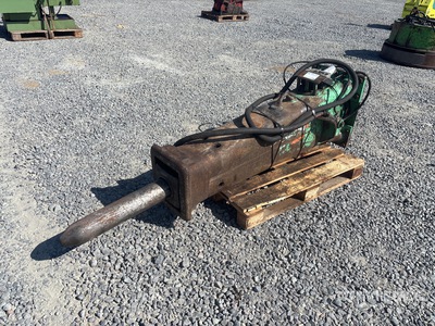 Montabert V-32 Hydraulic Breaker
