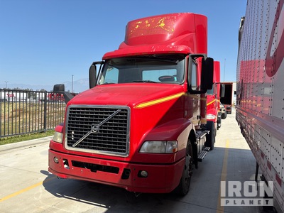 2016 Volvo VNM42T 4x2 S/A Day Cab Truck Tractor