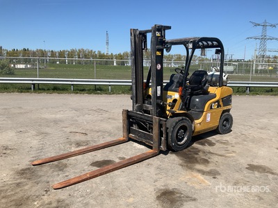 2006 Cat GP30N 3000 kg フォークリフト