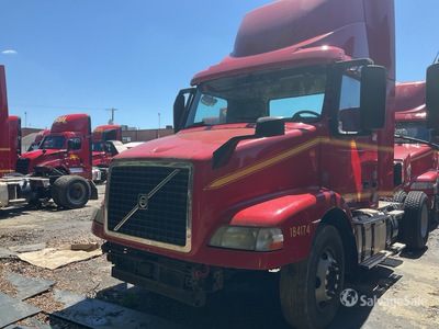 2018 Volvo VNM42T 4x2 S/A Day Cab Truck Tractor (Inoperable)