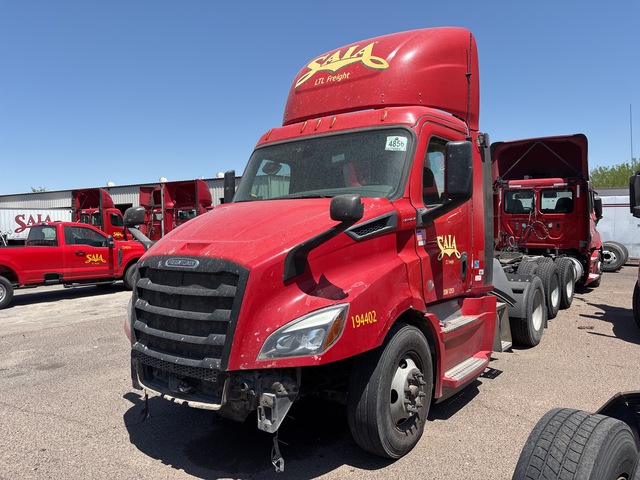 2019 Freightliner Cascadia 116 4x2 S/A Day Cab Truck Tractor (Inoperable)