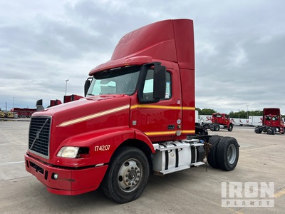2017 Volvo VNM42T 4x2 S/A Day Cab Truck Tractor