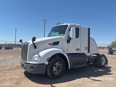 2018 Peterbilt 579 4x2 S/A Day Cab Truck Tractor