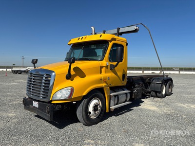 2011 Freightliner Cascadia 125 6x4 Roll-Off Truck