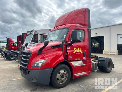 2021 Freightliner CA113 4x2 Cabeza Tractora Cabina Corta