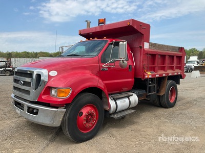 2012 Ford F-750 S/A-kiepwagen