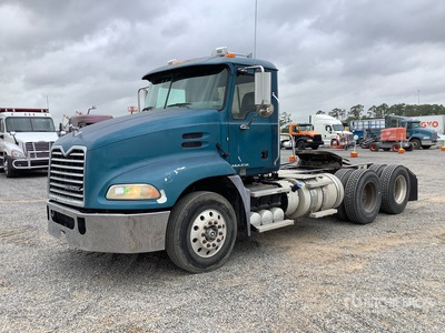 2018 Mack CXU613 T/A Day Cab Truck Tractor