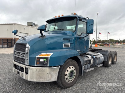 2020 Mack AN64T Cabeza Tractora Cabina Corta