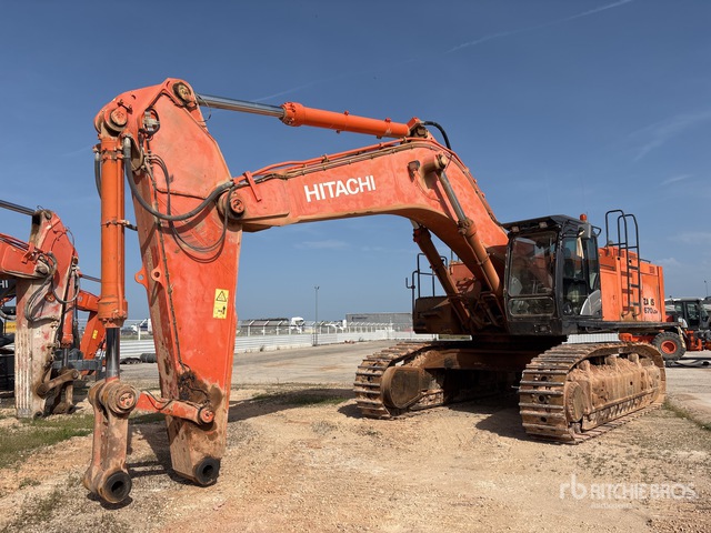 2013 Hitachi ZX670LCH-5B Tracked Excavator | Ritchie Bros. Auctioneers