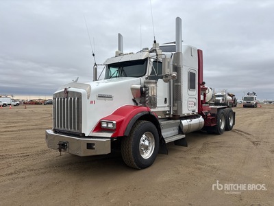 2008 Kenworth T800 6x4 Sleeper Winch Truck