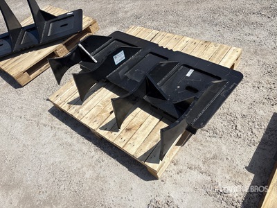 2025 Kit Containers QT-DR 49.5 in Ripper para minicargadora (Unused)