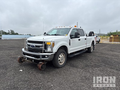 2019 Ford F-350 XLT 4x4 Crew Cab Hi-Rail Pickup