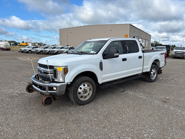 2019 Ford F-250 XLT 4x4 Crew Cab Hi-Rail Pickup 2019 Ford F-250 XLT 4x4 Crew Cab Hi-Rail Pickup