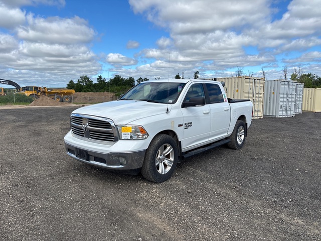 2019 Ram 1500 SLT 4x4 Crew Cab Pickup