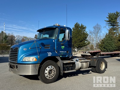 2016 Mack CXU612 4x2 S/A Day Cab Truck Tractor
