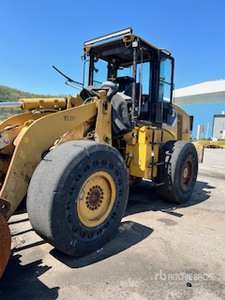 Cat 938H جرافة (Inoperable)