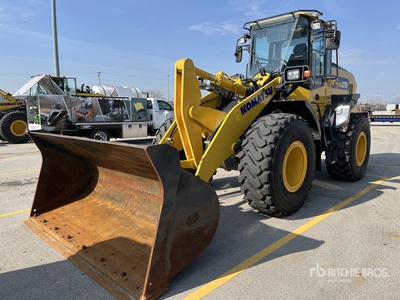 2023 Komatsu WA270-8 جرافة