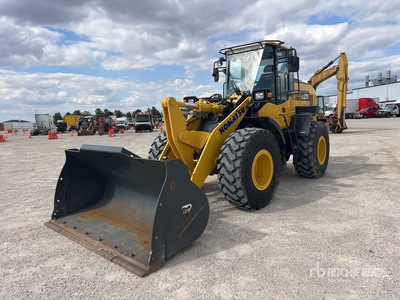 2022 Komatsu WA270-8 Wheel Loader