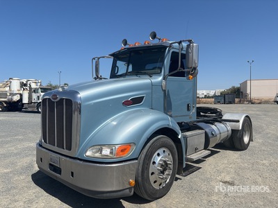 2014 Peterbilt 384 4x2 S/A Day Cab Truck Tractor