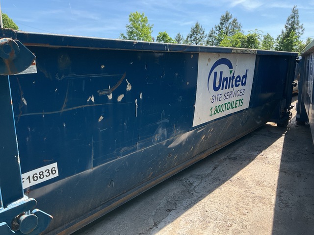 Wastequip 22 ft 6 in 30 cyd Roll-Off Container