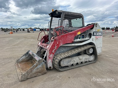 2018 Takeuchi TL12R2 Two-Speed Oruga cargadora compacta