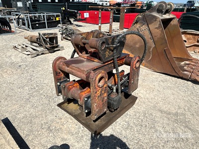 Vibratory plate compactor attachment Accessori per terna