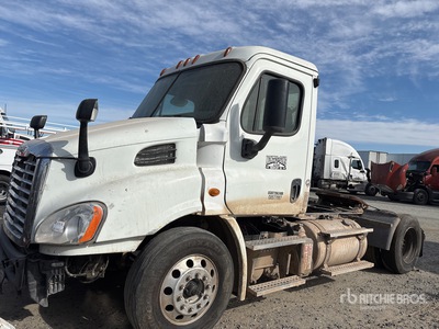 2015 Freightliner Cascadia 113 4x2 Tracteur routier