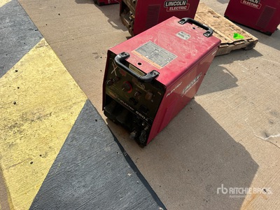 2017 Lincoln Flextex 650X 650 A Multi-Process Electric Welder